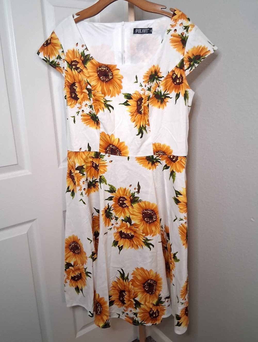 XL Sunflower Midi Dress Pukavt